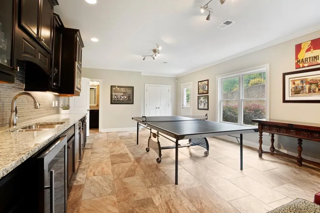 245 Grapevine Run, Sandy Springs, Georgia 30350, 5 Bedrooms Bedrooms, ,5 BathroomsBathrooms,Residential,Sold,245 Grapevine Run,6780300