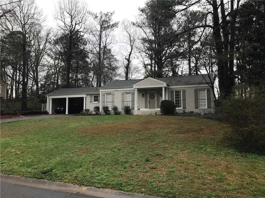 5285 Green Hill Place, Atlanta, Georgia 30342, 3 Bedrooms Bedrooms, ,2 BathroomsBathrooms,Residential,Sold,5285 Green Hill Place,5971051