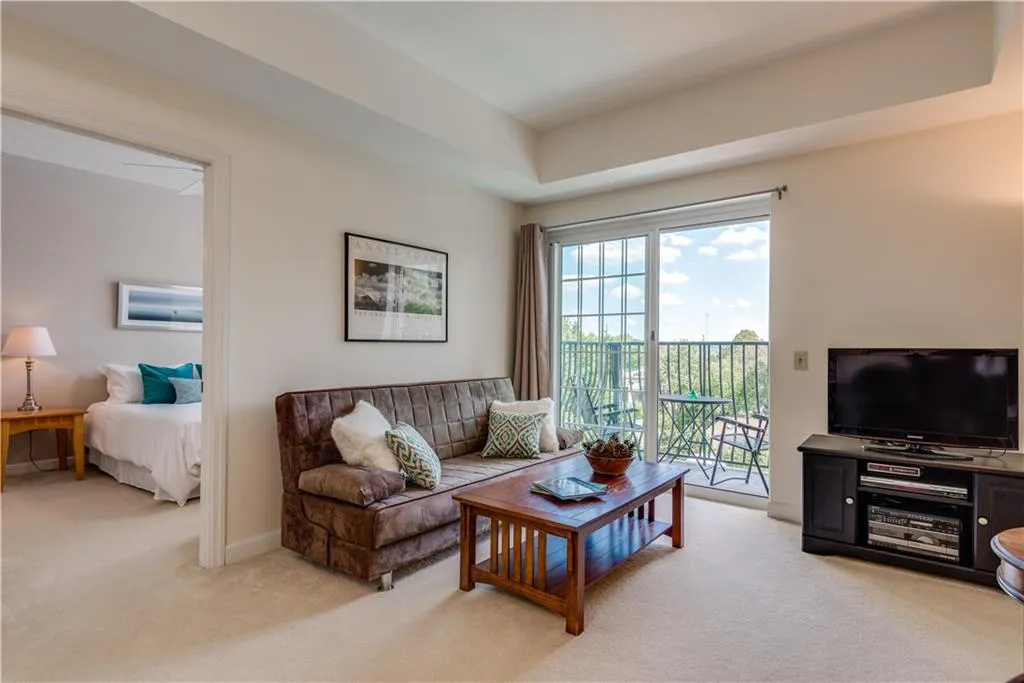 195 14th Street Ne Unit 510, Atlanta, Georgia 30309, 1 Bedroom Bedrooms, ,1 BathroomBathrooms,Residential,Sold,195 14th Street Ne Unit 510,5753124