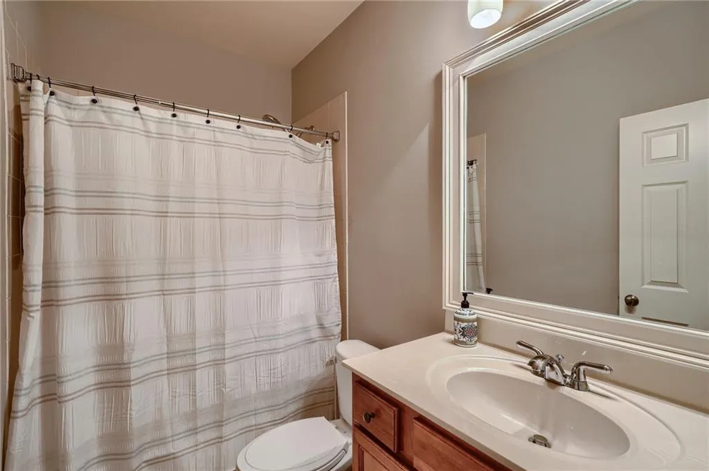 1000 Manorwood Court, Atlanta, Georgia 30328, 5 Bedrooms Bedrooms, ,4 BathroomsBathrooms,Residential,Sold,1000 Manorwood Court,7060469