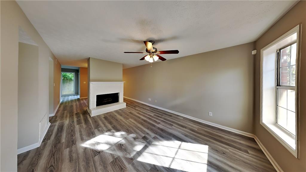 7750 Roswell Road Unit 5A, Sandy Springs, Georgia 30350, 2 Bedrooms Bedrooms, ,1 BathroomBathrooms,Residential,Sold,7750 Roswell Road Unit 5A,7257775