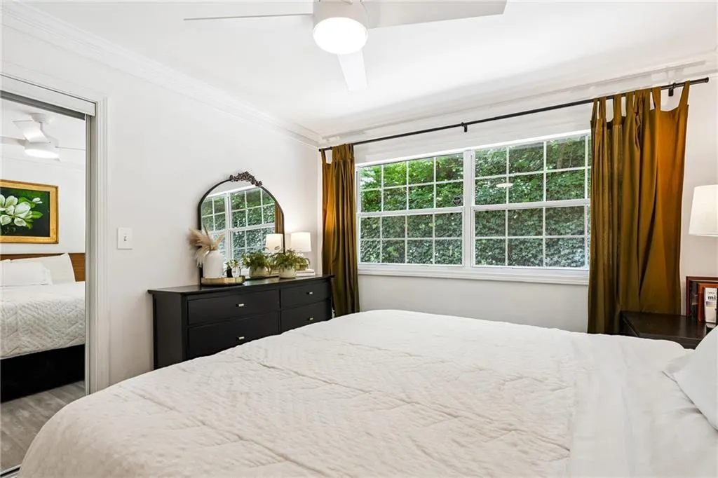 311 Peachtree Hills Avenue Ne Unit 11a, Atlanta, Georgia 30305, 2 Bedrooms Bedrooms, ,1 BathroomBathrooms,Residential,For Sale,311 Peachtree Hills Avenue Ne Unit 11a,7610424