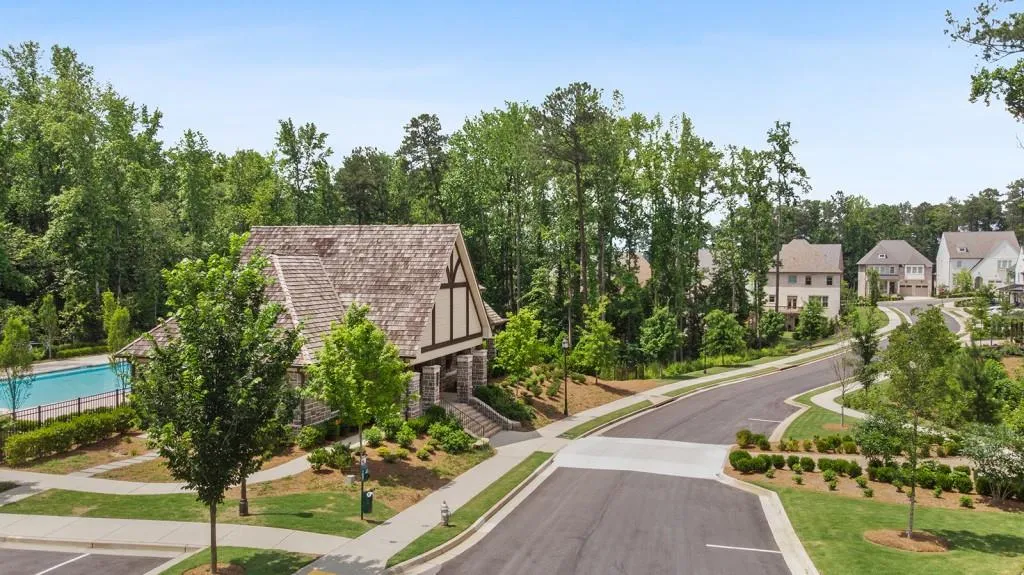 6451 Meridian Way, Sandy Springs, Georgia 30328, 5 Bedrooms Bedrooms, ,4 BathroomsBathrooms,Residential,Sold,6451 Meridian Way,6739098