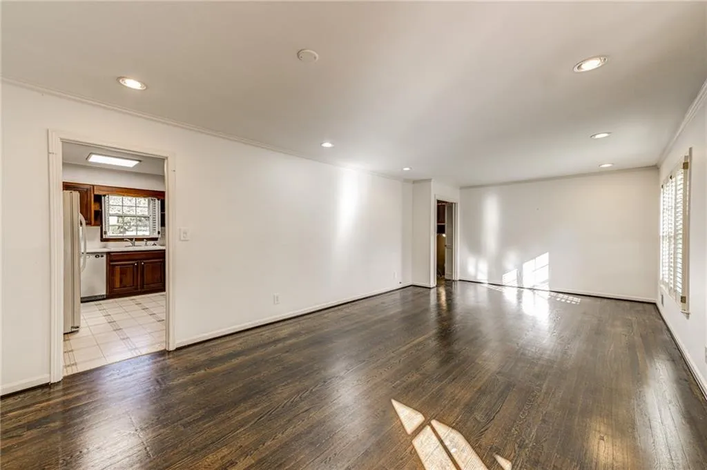 55 Silverwood Road, Sandy Springs, Georgia 30342, 4 Bedrooms Bedrooms, ,2 BathroomsBathrooms,Residential,Sold,55 Silverwood Road,6970985