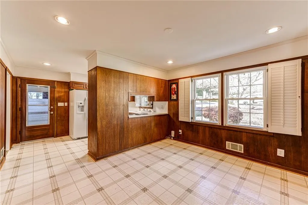 55 Silverwood Road, Sandy Springs, Georgia 30342, 4 Bedrooms Bedrooms, ,2 BathroomsBathrooms,Residential,Sold,55 Silverwood Road,6970985