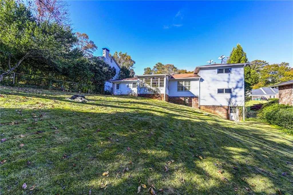 55 Silverwood Road, Sandy Springs, Georgia 30342, 4 Bedrooms Bedrooms, ,2 BathroomsBathrooms,Residential,Sold,55 Silverwood Road,6970985