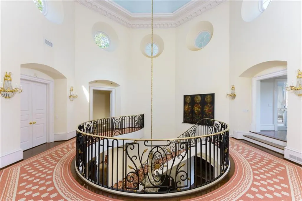 825 Davis Drive, Atlanta, Georgia 30327, 7 Bedrooms Bedrooms, ,8 BathroomsBathrooms,Residential,Sold,825 Davis Drive,7131194