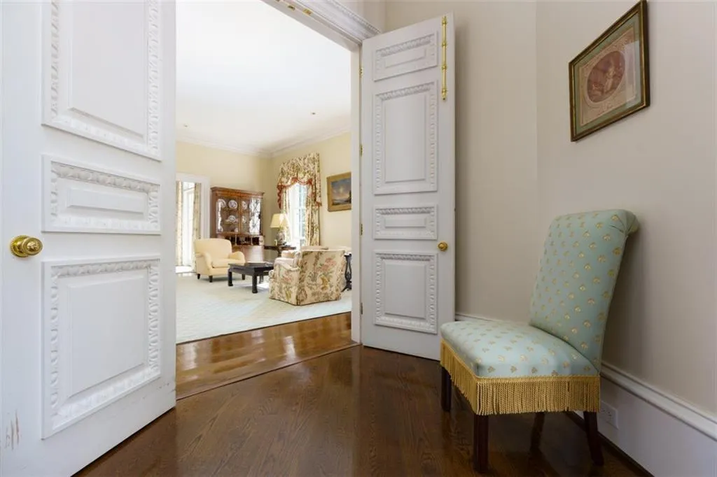 825 Davis Drive, Atlanta, Georgia 30327, 7 Bedrooms Bedrooms, ,8 BathroomsBathrooms,Residential,Sold,825 Davis Drive,7131194