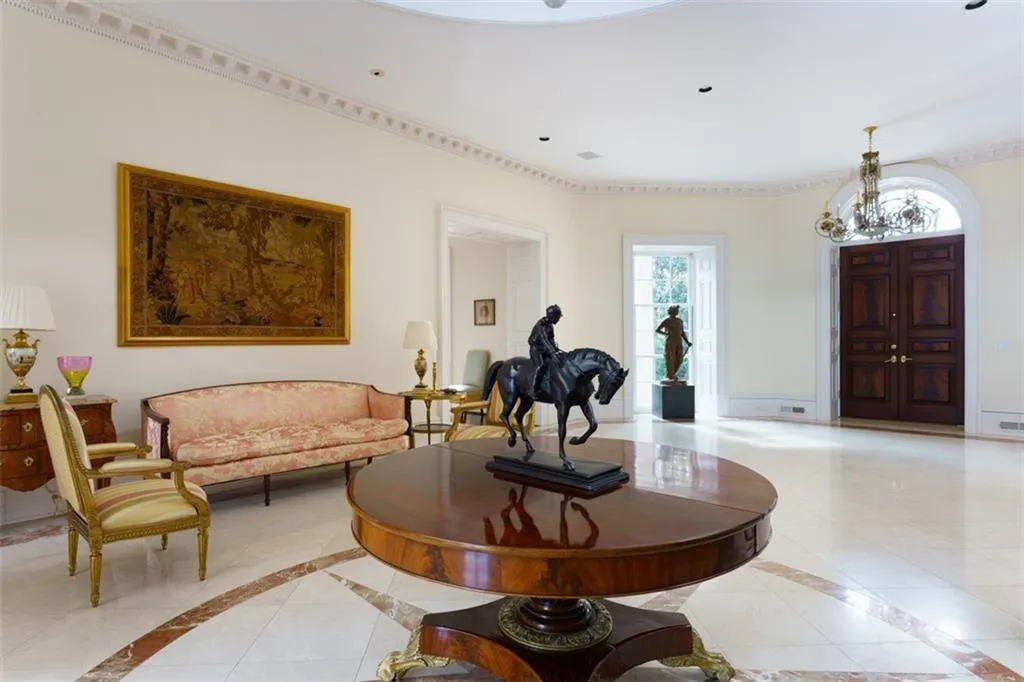 825 Davis Drive, Atlanta, Georgia 30327, 7 Bedrooms Bedrooms, ,8 BathroomsBathrooms,Residential,Sold,825 Davis Drive,7131194