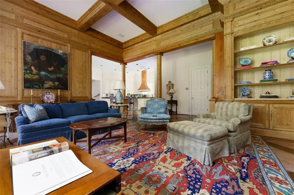 825 Davis Drive, Atlanta, Georgia 30327, 7 Bedrooms Bedrooms, ,8 BathroomsBathrooms,Residential,Sold,825 Davis Drive,7131194