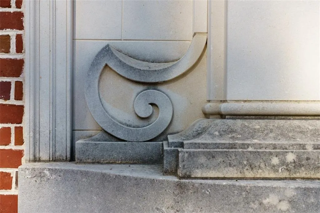 825 Davis Drive, Atlanta, Georgia 30327, 7 Bedrooms Bedrooms, ,8 BathroomsBathrooms,Residential,Sold,825 Davis Drive,7131194