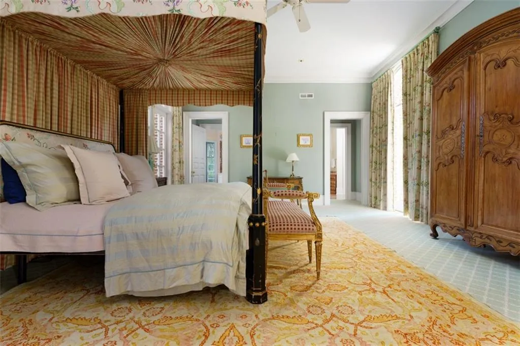 825 Davis Drive, Atlanta, Georgia 30327, 7 Bedrooms Bedrooms, ,8 BathroomsBathrooms,Residential,Sold,825 Davis Drive,7131194