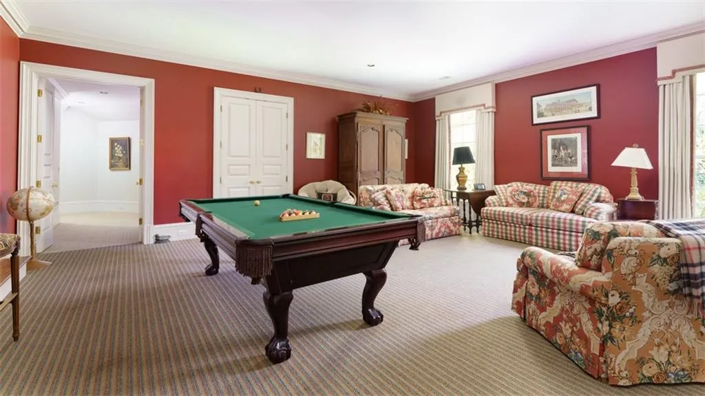 825 Davis Drive, Atlanta, Georgia 30327, 7 Bedrooms Bedrooms, ,8 BathroomsBathrooms,Residential,Sold,825 Davis Drive,7131194