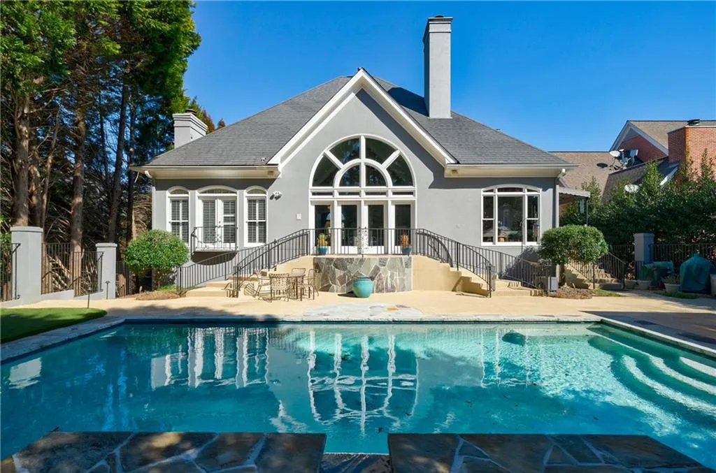 215 Windsor Gate Cove, Sandy Springs, Georgia 30342, 5 Bedrooms Bedrooms, ,4 BathroomsBathrooms,Residential,Sold,215 Windsor Gate Cove,6846116