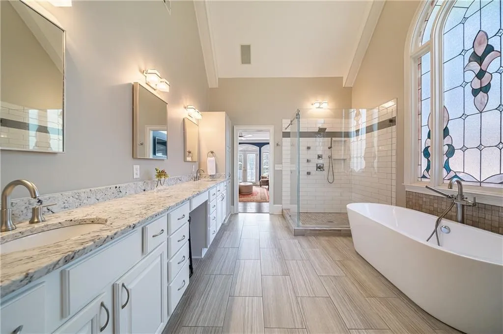215 Windsor Gate Cove, Sandy Springs, Georgia 30342, 5 Bedrooms Bedrooms, ,4 BathroomsBathrooms,Residential,Sold,215 Windsor Gate Cove,6846116