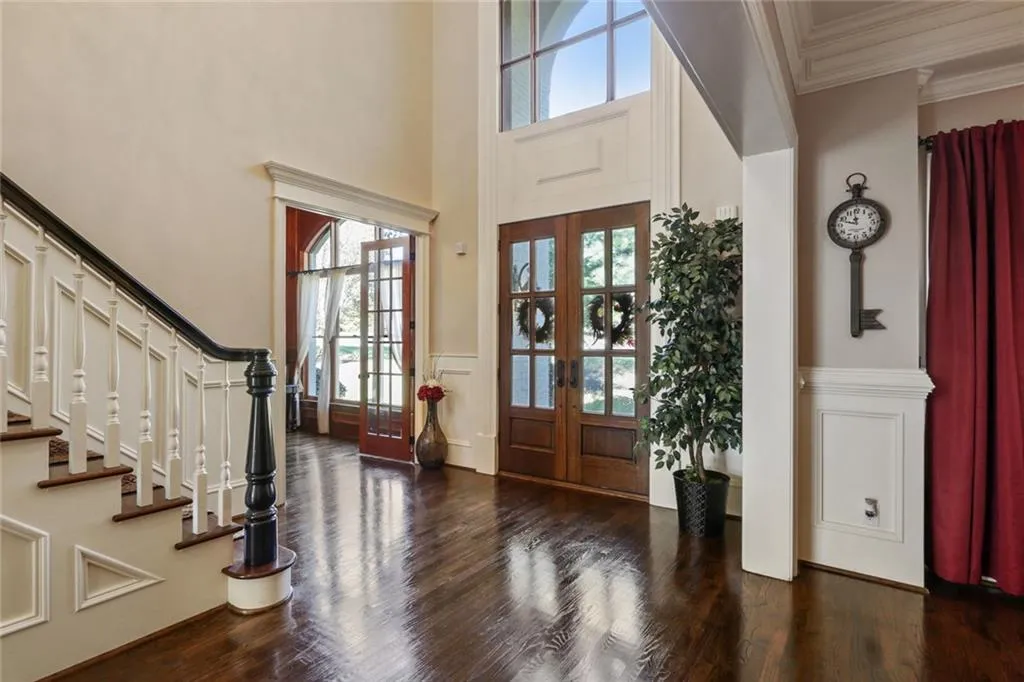 205 Bach Court, Sandy Springs, Georgia 30350, 6 Bedrooms Bedrooms, ,6 BathroomsBathrooms,Residential,Sold,205 Bach Court,6806621