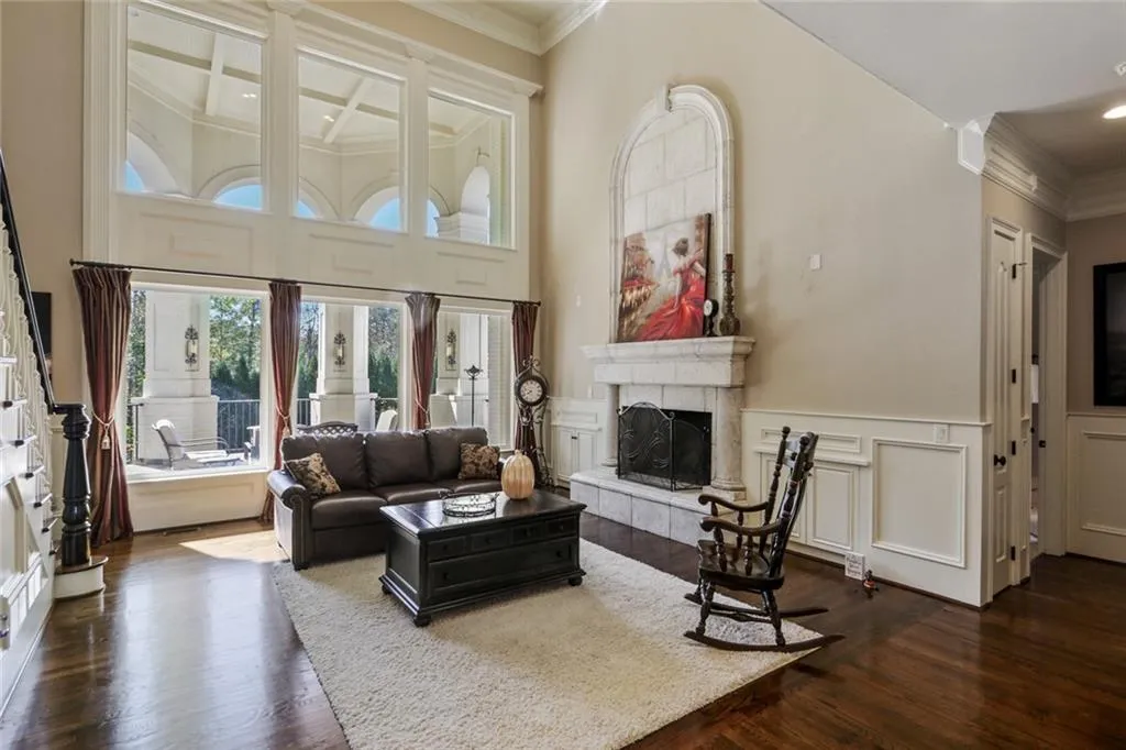 205 Bach Court, Sandy Springs, Georgia 30350, 6 Bedrooms Bedrooms, ,6 BathroomsBathrooms,Residential,Sold,205 Bach Court,6806621
