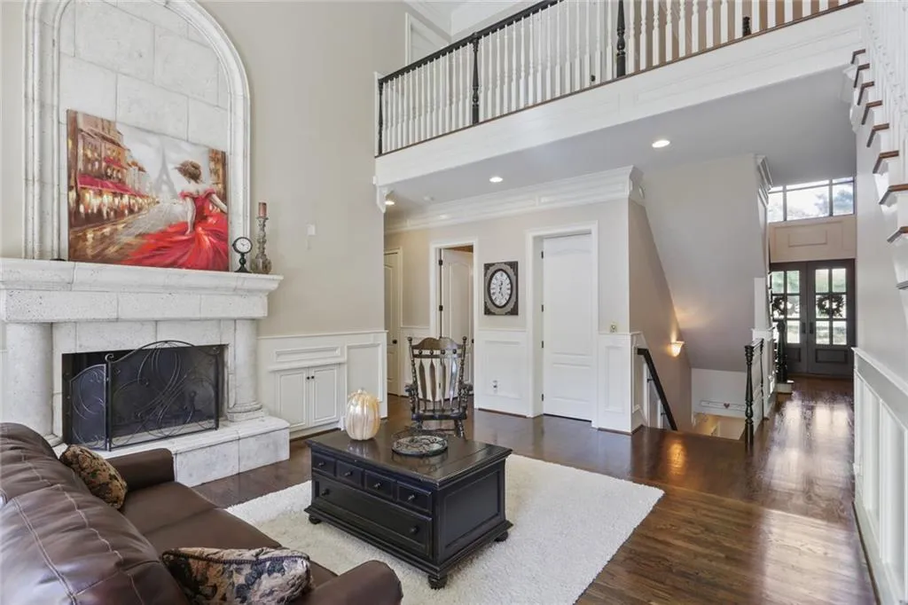 205 Bach Court, Sandy Springs, Georgia 30350, 6 Bedrooms Bedrooms, ,6 BathroomsBathrooms,Residential,Sold,205 Bach Court,6806621