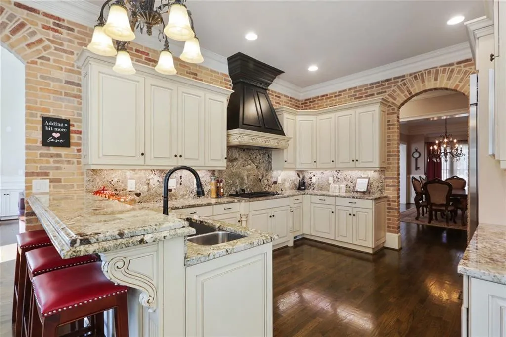 205 Bach Court, Sandy Springs, Georgia 30350, 6 Bedrooms Bedrooms, ,6 BathroomsBathrooms,Residential,Sold,205 Bach Court,6806621
