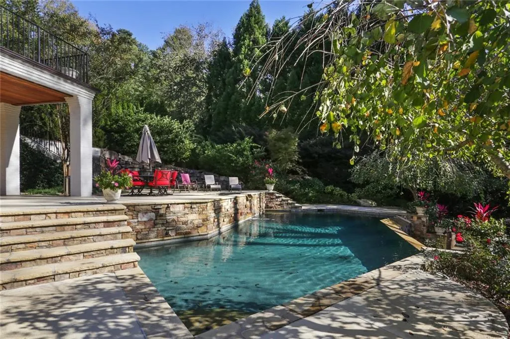 205 Bach Court, Sandy Springs, Georgia 30350, 6 Bedrooms Bedrooms, ,6 BathroomsBathrooms,Residential,Sold,205 Bach Court,6806621