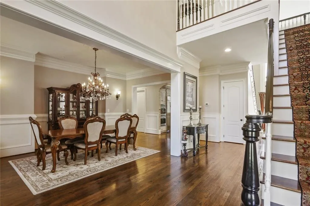205 Bach Court, Sandy Springs, Georgia 30350, 6 Bedrooms Bedrooms, ,6 BathroomsBathrooms,Residential,Sold,205 Bach Court,6806621