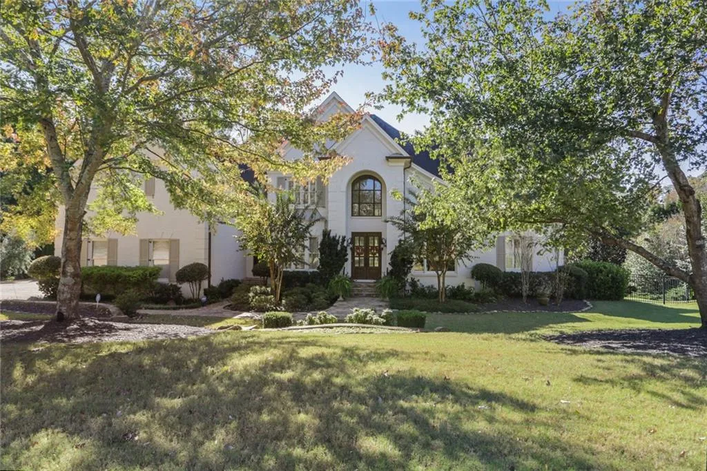 205 Bach Court, Sandy Springs, Georgia 30350, 6 Bedrooms Bedrooms, ,6 BathroomsBathrooms,Residential,Sold,205 Bach Court,6806621