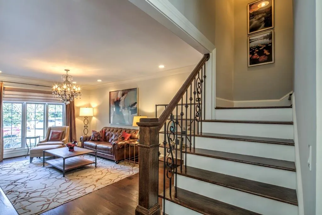 63 Paces West Drive Nw, Atlanta, Georgia 30327, 3 Bedrooms Bedrooms, ,2 BathroomsBathrooms,Residential,Sold,63 Paces West Drive Nw,5792673