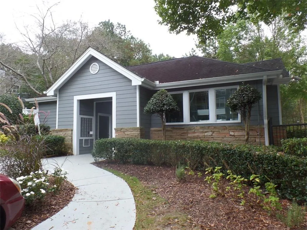 6201 Santa Fe Parkway, Sandy Springs, Georgia 30350, 3 Bedrooms Bedrooms, ,2 BathroomsBathrooms,Residential,Sold,6201 Santa Fe Parkway,5921743