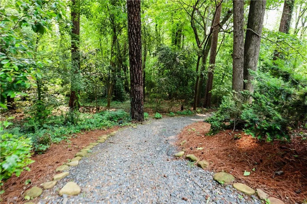 1190 W Wesley Road Nw, Atlanta, Georgia 30327, 5 Bedrooms Bedrooms, ,4 BathroomsBathrooms,Residential,For Sale,1190 W Wesley Road Nw,7636048