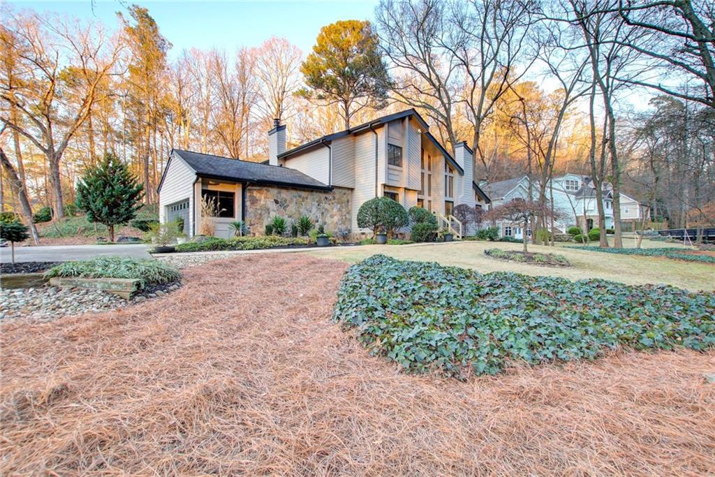 Welcome to 6350 River Chase Circle