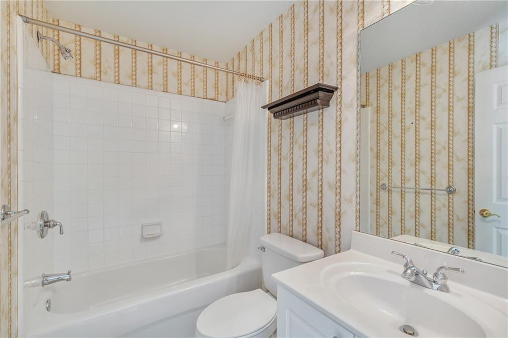 6360 Glen Oaks Lane, Atlanta, Georgia 30328, 4 Bedrooms Bedrooms, ,3 BathroomsBathrooms,Residential,Sold,6360 Glen Oaks Lane,7294914