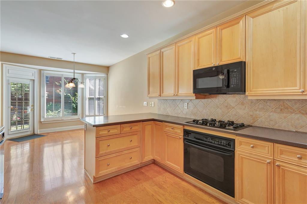 6360 Glen Oaks Lane, Atlanta, Georgia 30328, 4 Bedrooms Bedrooms, ,3 BathroomsBathrooms,Residential,Sold,6360 Glen Oaks Lane,7294914