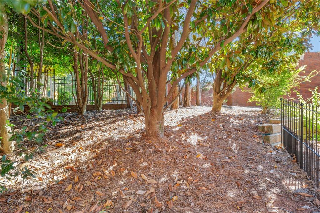 6360 Glen Oaks Lane, Atlanta, Georgia 30328, 4 Bedrooms Bedrooms, ,3 BathroomsBathrooms,Residential,Sold,6360 Glen Oaks Lane,7294914