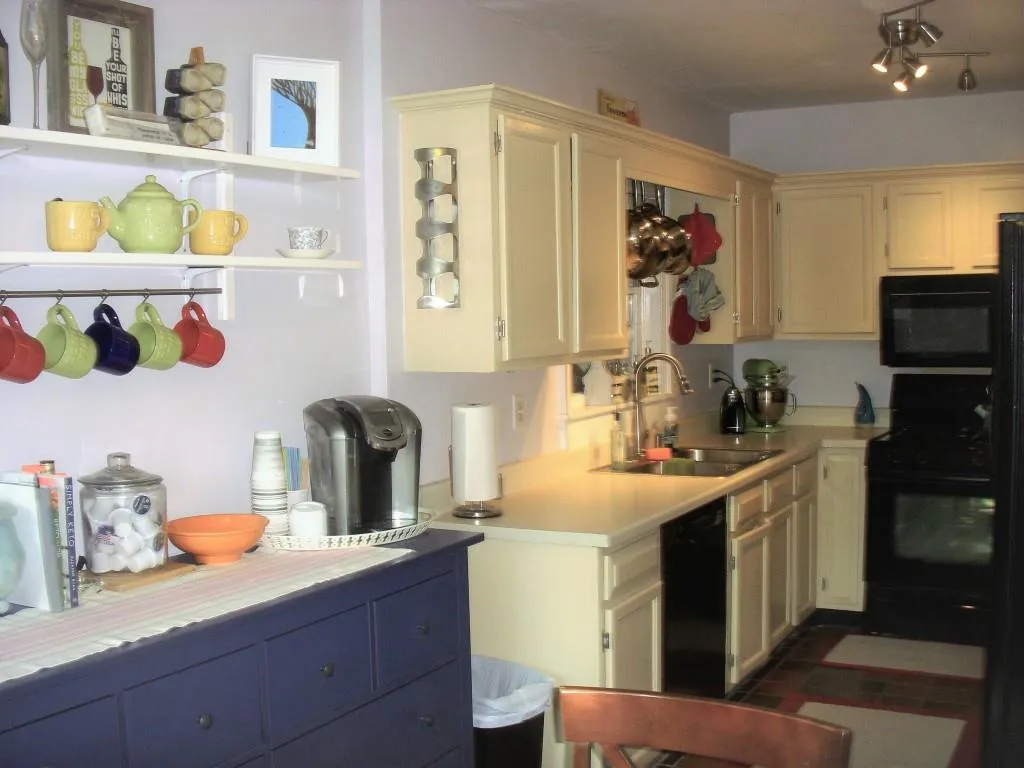 7500 Roswell Road Unit 87, Sandy Springs, Georgia 30350, 2 Bedrooms Bedrooms, ,2 BathroomsBathrooms,Residential,Sold,7500 Roswell Road Unit 87,6008306