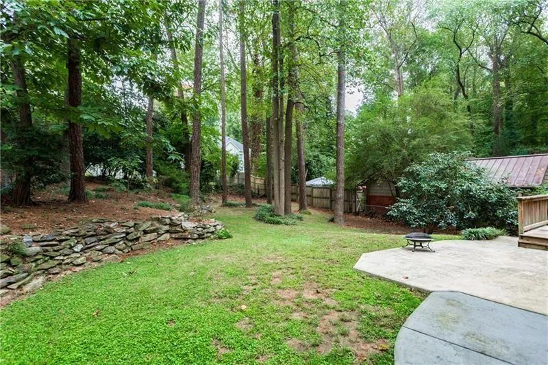 2449 Wawona Drive Ne, Brookhaven, Georgia 30319, 4 Bedrooms Bedrooms, ,3 BathroomsBathrooms,Residential,Sold,2449 Wawona Drive Ne,6120338