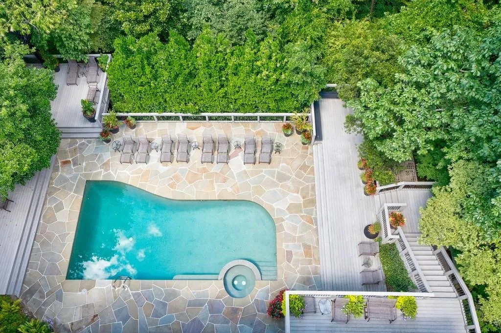 30 Finch Forest Trail Nw, Sandy Springs, Georgia 30327, 4 Bedrooms Bedrooms, ,3 BathroomsBathrooms,Residential,Sold,30 Finch Forest Trail Nw,6948895