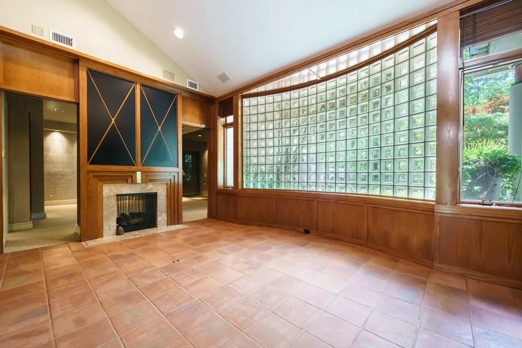 30 Finch Forest Trail Nw, Sandy Springs, Georgia 30327, 4 Bedrooms Bedrooms, ,3 BathroomsBathrooms,Residential,Sold,30 Finch Forest Trail Nw,6948895