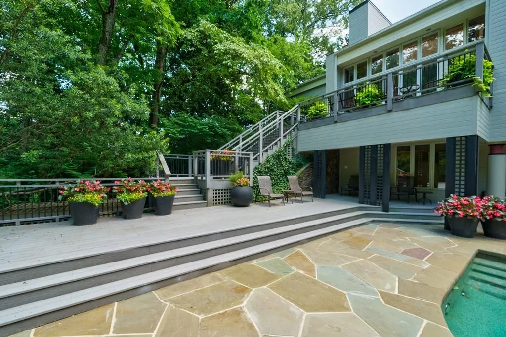 30 Finch Forest Trail Nw, Sandy Springs, Georgia 30327, 4 Bedrooms Bedrooms, ,3 BathroomsBathrooms,Residential,Sold,30 Finch Forest Trail Nw,6948895