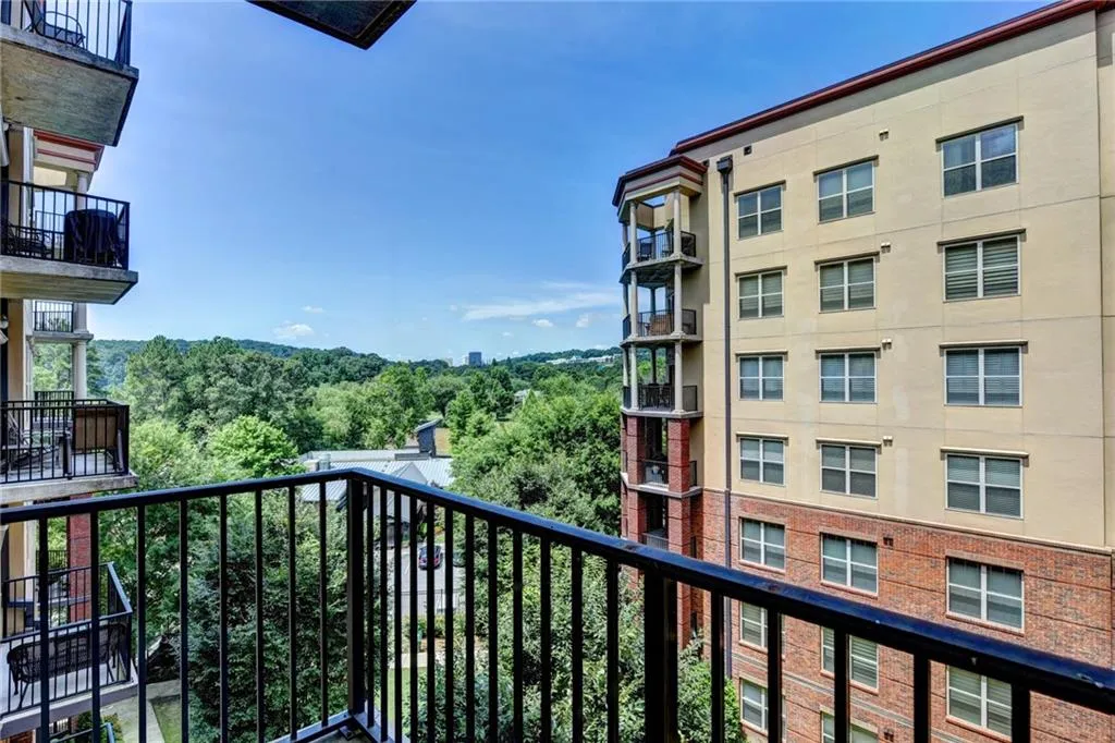 200 River Vista Drive Unit 533, Atlanta, Georgia 30339, 2 Bedrooms Bedrooms, ,2 BathroomsBathrooms,Residential,Sold,200 River Vista Drive Unit 533,6503656