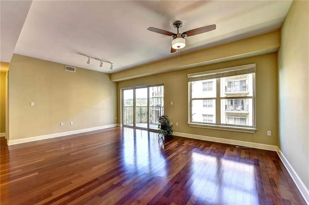 200 River Vista Drive Unit 533, Atlanta, Georgia 30339, 2 Bedrooms Bedrooms, ,2 BathroomsBathrooms,Residential,Sold,200 River Vista Drive Unit 533,6503656