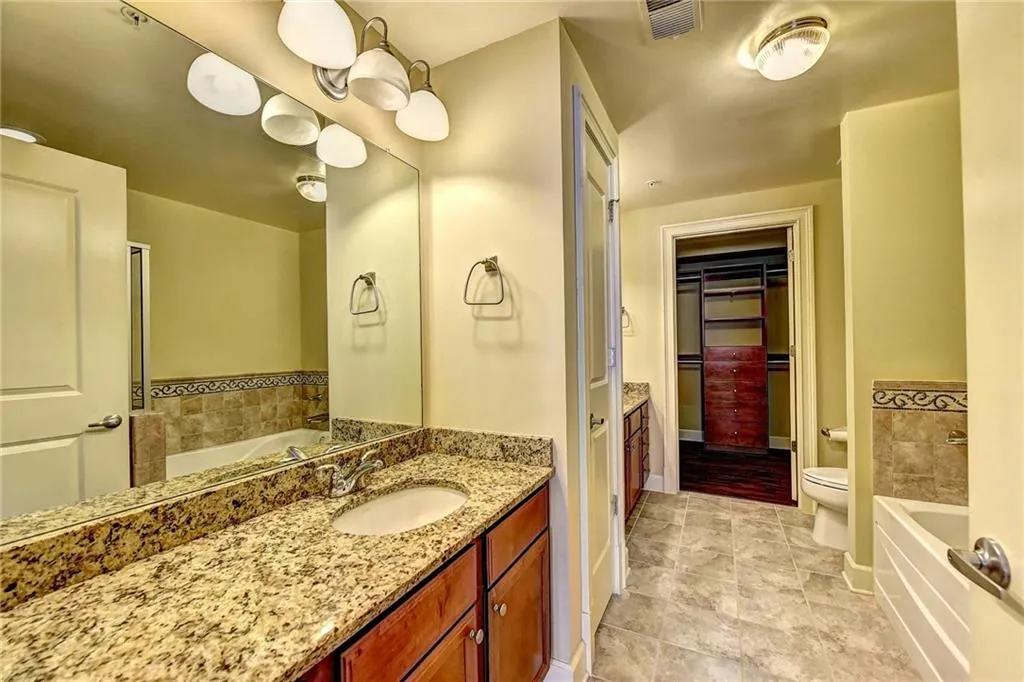 200 River Vista Drive Unit 533, Atlanta, Georgia 30339, 2 Bedrooms Bedrooms, ,2 BathroomsBathrooms,Residential,Sold,200 River Vista Drive Unit 533,6503656