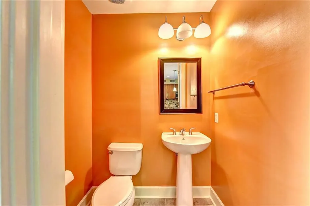 200 River Vista Drive Unit 533, Atlanta, Georgia 30339, 2 Bedrooms Bedrooms, ,2 BathroomsBathrooms,Residential,Sold,200 River Vista Drive Unit 533,6503656
