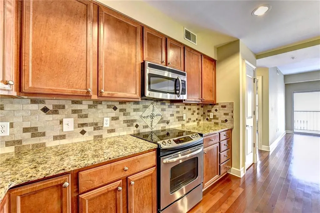 200 River Vista Drive Unit 533, Atlanta, Georgia 30339, 2 Bedrooms Bedrooms, ,2 BathroomsBathrooms,Residential,Sold,200 River Vista Drive Unit 533,6503656
