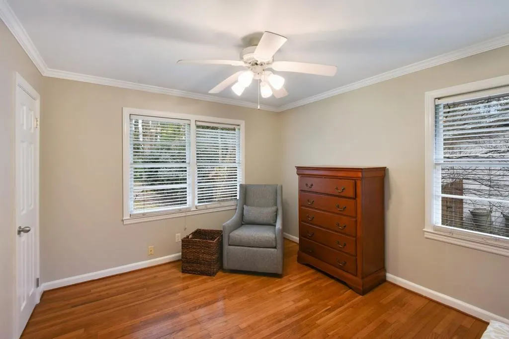 565 Windsor Parkway, Atlanta, Georgia 30342, 3 Bedrooms Bedrooms, ,2 BathroomsBathrooms,Residential,Sold,565 Windsor Parkway,5966361