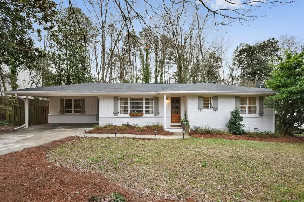 565 Windsor Parkway, Atlanta, Georgia 30342, 3 Bedrooms Bedrooms, ,2 BathroomsBathrooms,Residential,Sold,565 Windsor Parkway,5966361