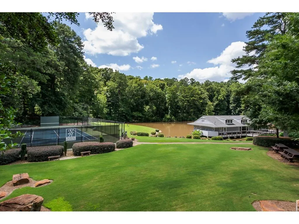 355 Black Water Cove Nw, Atlanta, Georgia 30328, 5 Bedrooms Bedrooms, ,3 BathroomsBathrooms,Residential,Sold,355 Black Water Cove Nw,6593954