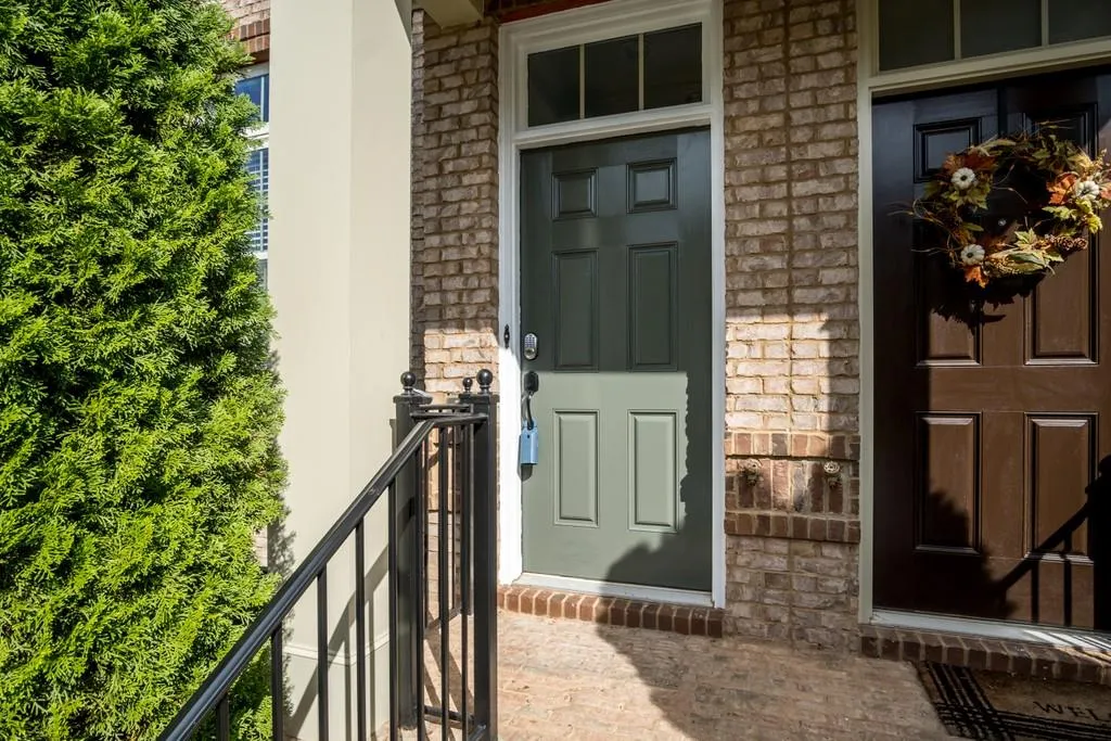 7430 Glisten Avenue, Sandy Springs, Georgia 30328, 3 Bedrooms Bedrooms, ,3 BathroomsBathrooms,Residential,Sold,7430 Glisten Avenue,6797482