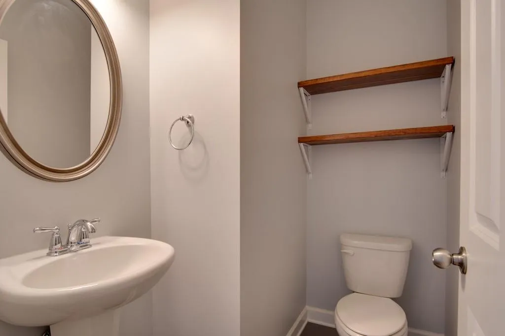 7430 Glisten Avenue, Sandy Springs, Georgia 30328, 3 Bedrooms Bedrooms, ,3 BathroomsBathrooms,Residential,Sold,7430 Glisten Avenue,6797482