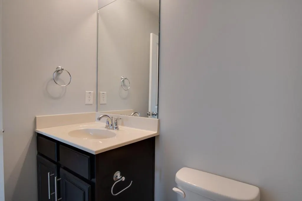 7430 Glisten Avenue, Sandy Springs, Georgia 30328, 3 Bedrooms Bedrooms, ,3 BathroomsBathrooms,Residential,Sold,7430 Glisten Avenue,6797482