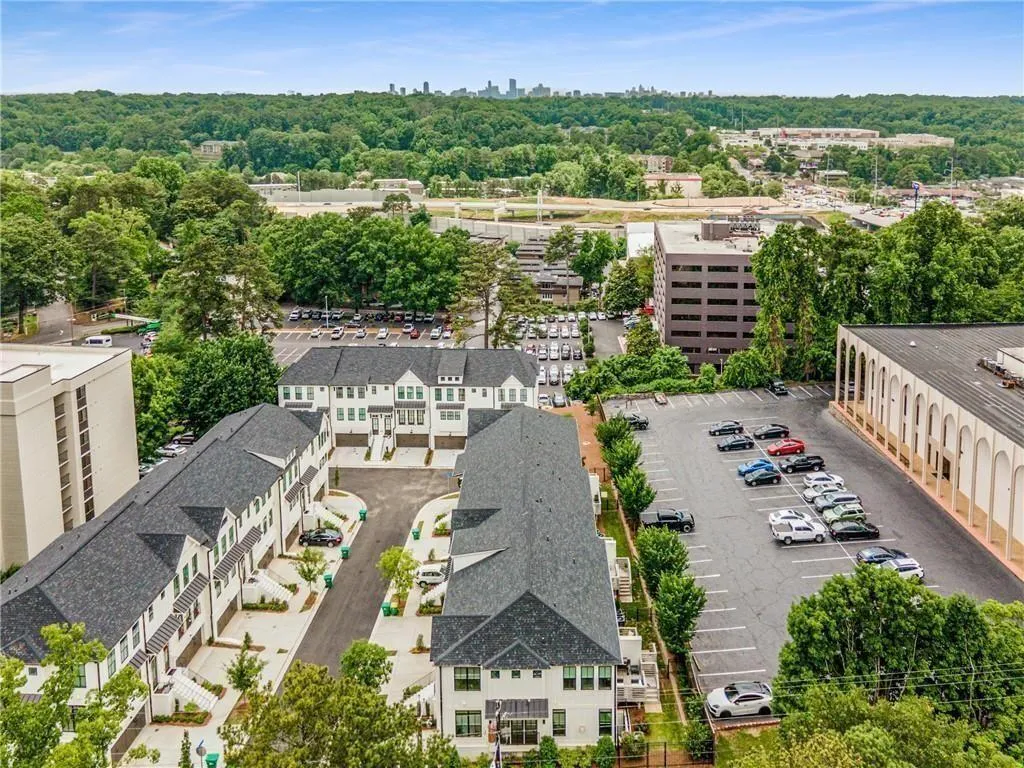 5851 Westin Road, Sandy Springs, Georgia 30328, 3 Bedrooms Bedrooms, ,3 BathroomsBathrooms,Residential,For Sale,5851 Westin Road,7610539